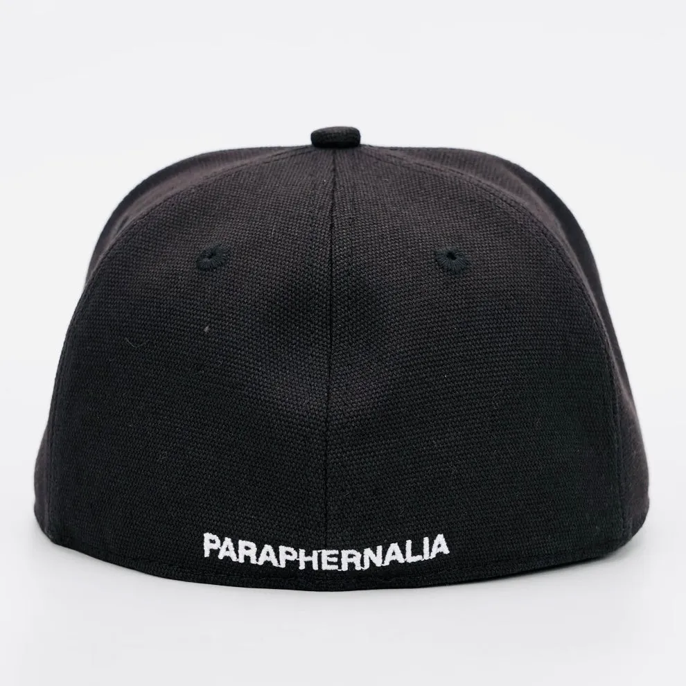 ℗ FITTED HAT