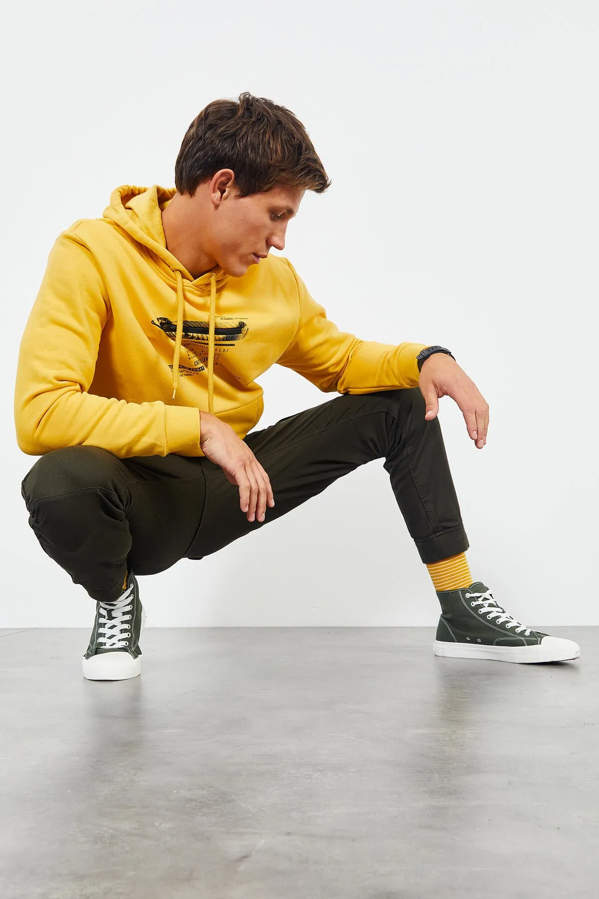baskili kapüşonlu kanguru cep rahat form erkek sweatshirt - 88019