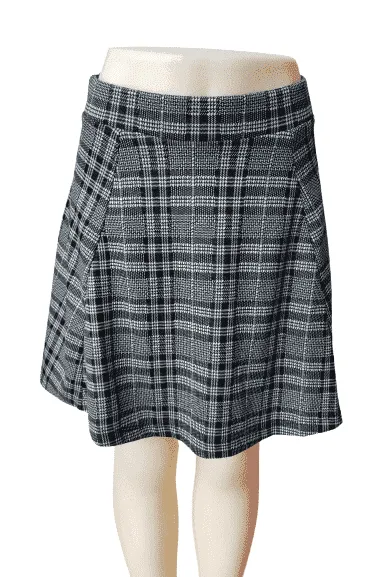 H&M women's black and white, checker, mini skirt size S