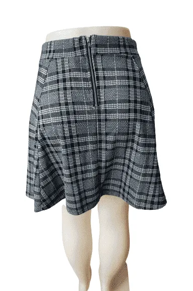 H&M women's black and white, checker, mini skirt size S