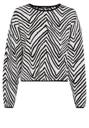 Sweater in Blow-up Herringbone Jacquard