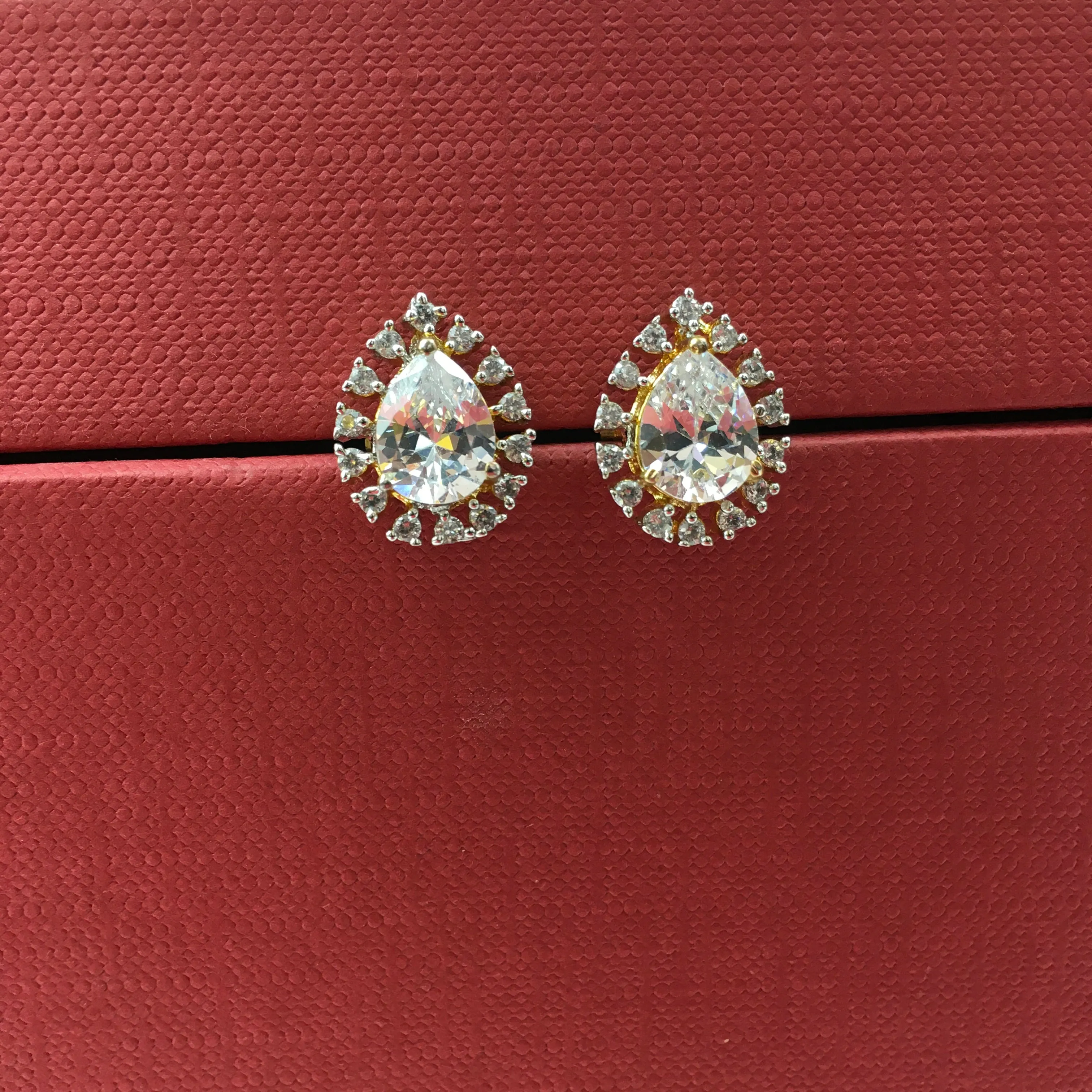 Tops/Studs Zircon/AD Earring 9047-100